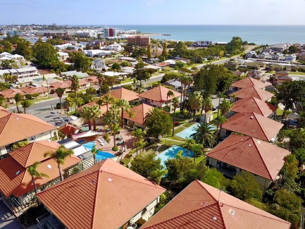 Mandurah Family Resort Екстер'єр фото