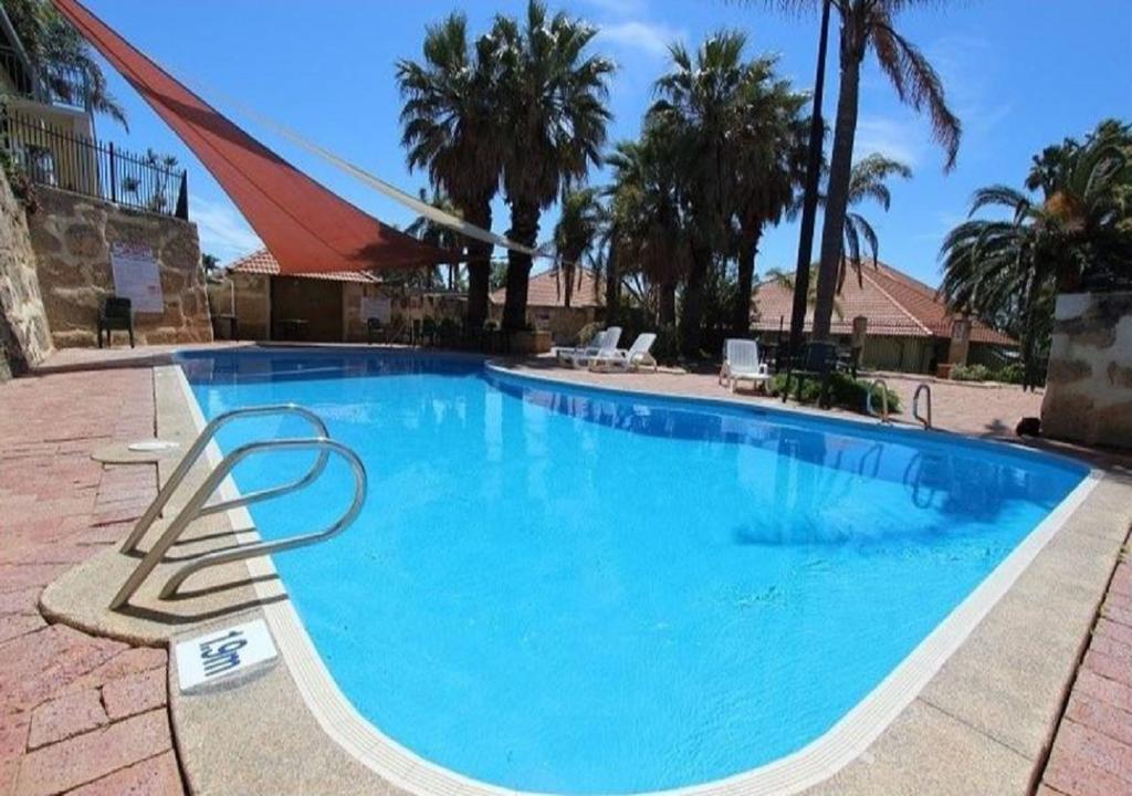 Mandurah Family Resort Екстер'єр фото